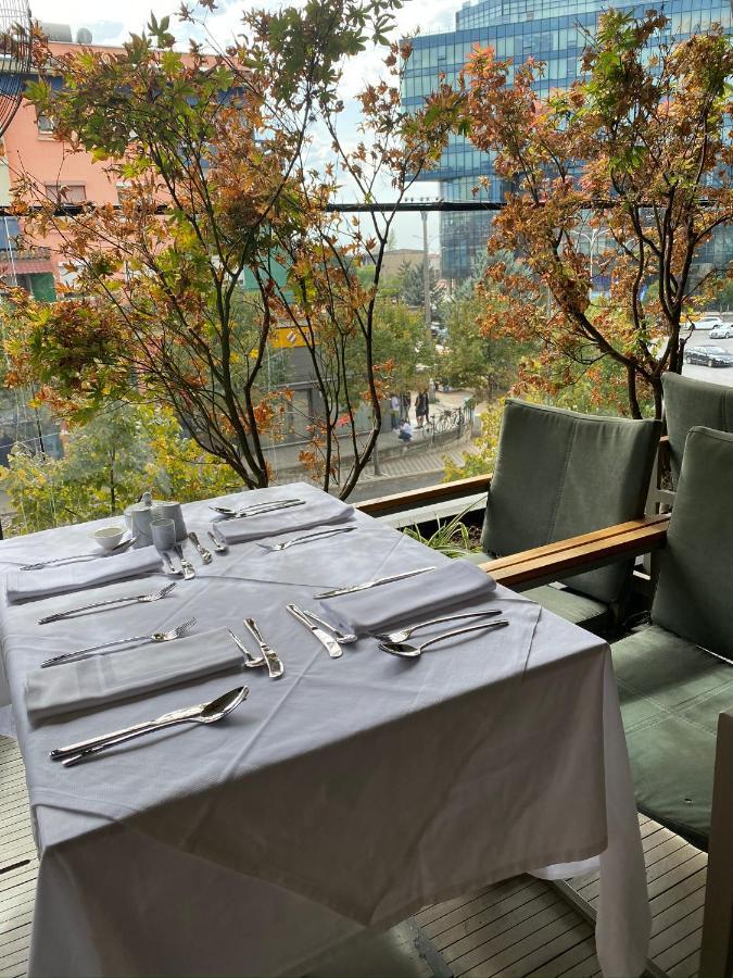 Ebel Boutique Hotel Τίρανα Εξωτερικό φωτογραφία