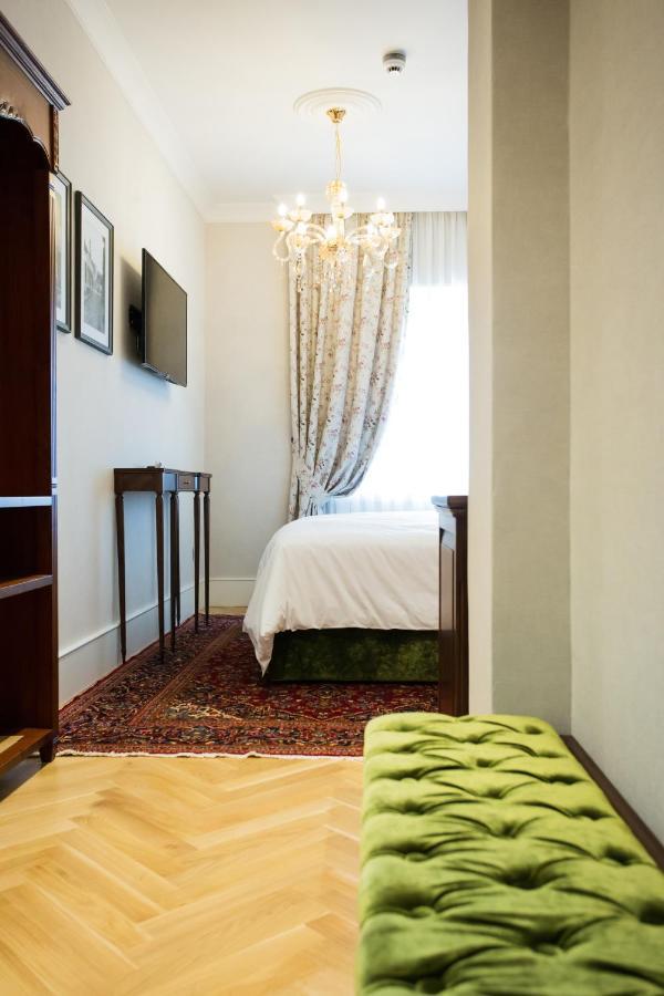 Ebel Boutique Hotel Τίρανα Εξωτερικό φωτογραφία