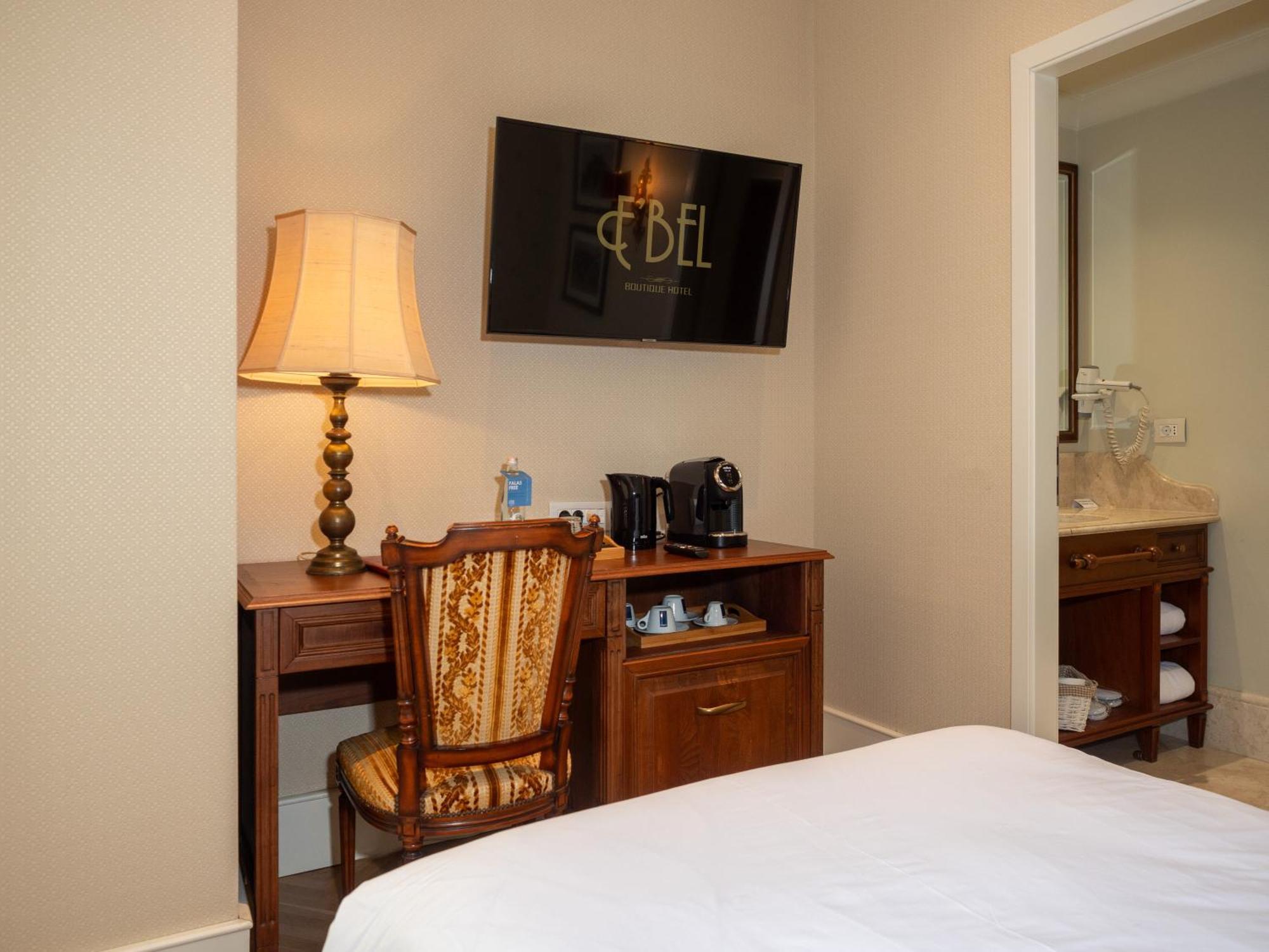 Ebel Boutique Hotel Τίρανα Εξωτερικό φωτογραφία