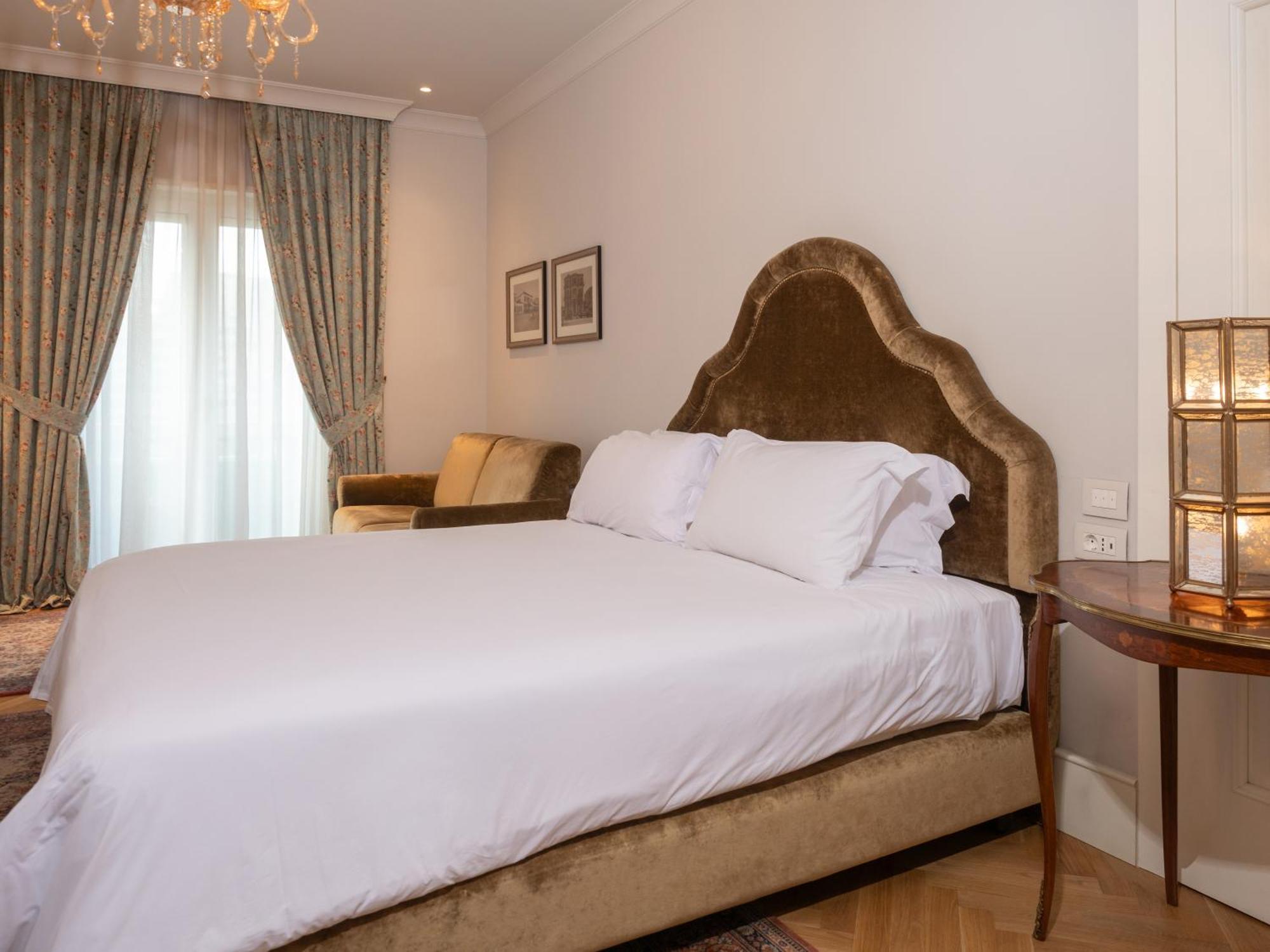 Ebel Boutique Hotel Τίρανα Εξωτερικό φωτογραφία