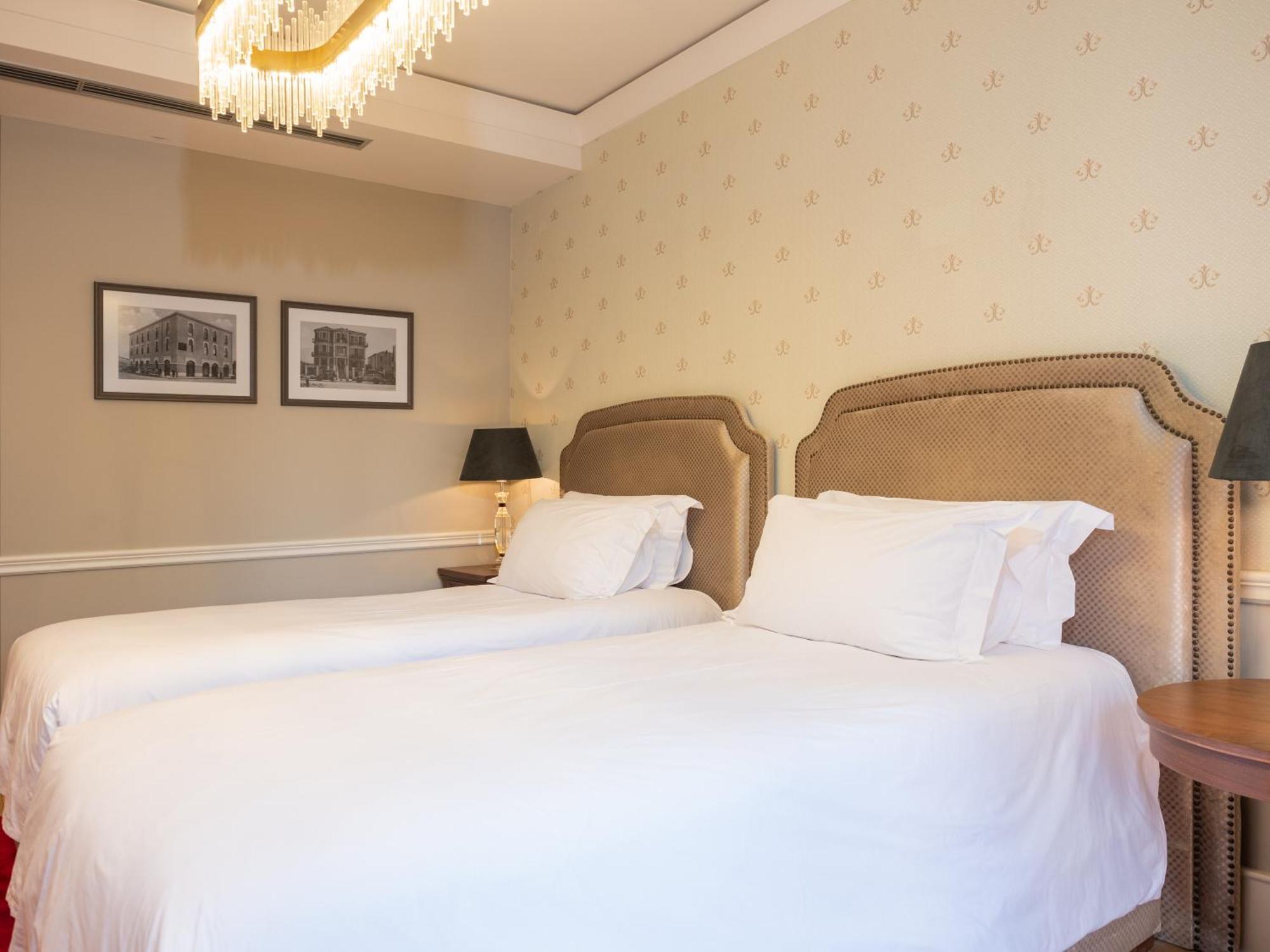 Ebel Boutique Hotel Τίρανα Εξωτερικό φωτογραφία