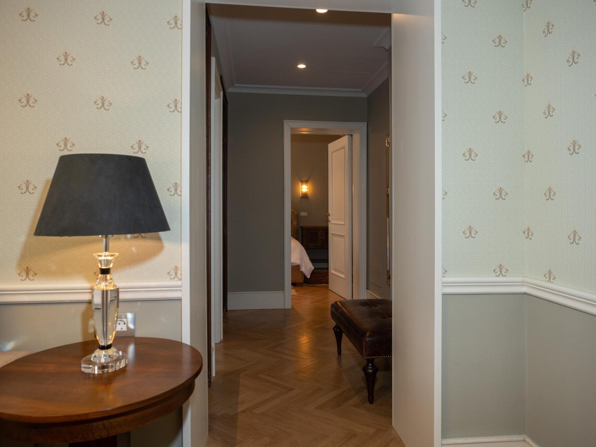 Ebel Boutique Hotel Τίρανα Εξωτερικό φωτογραφία