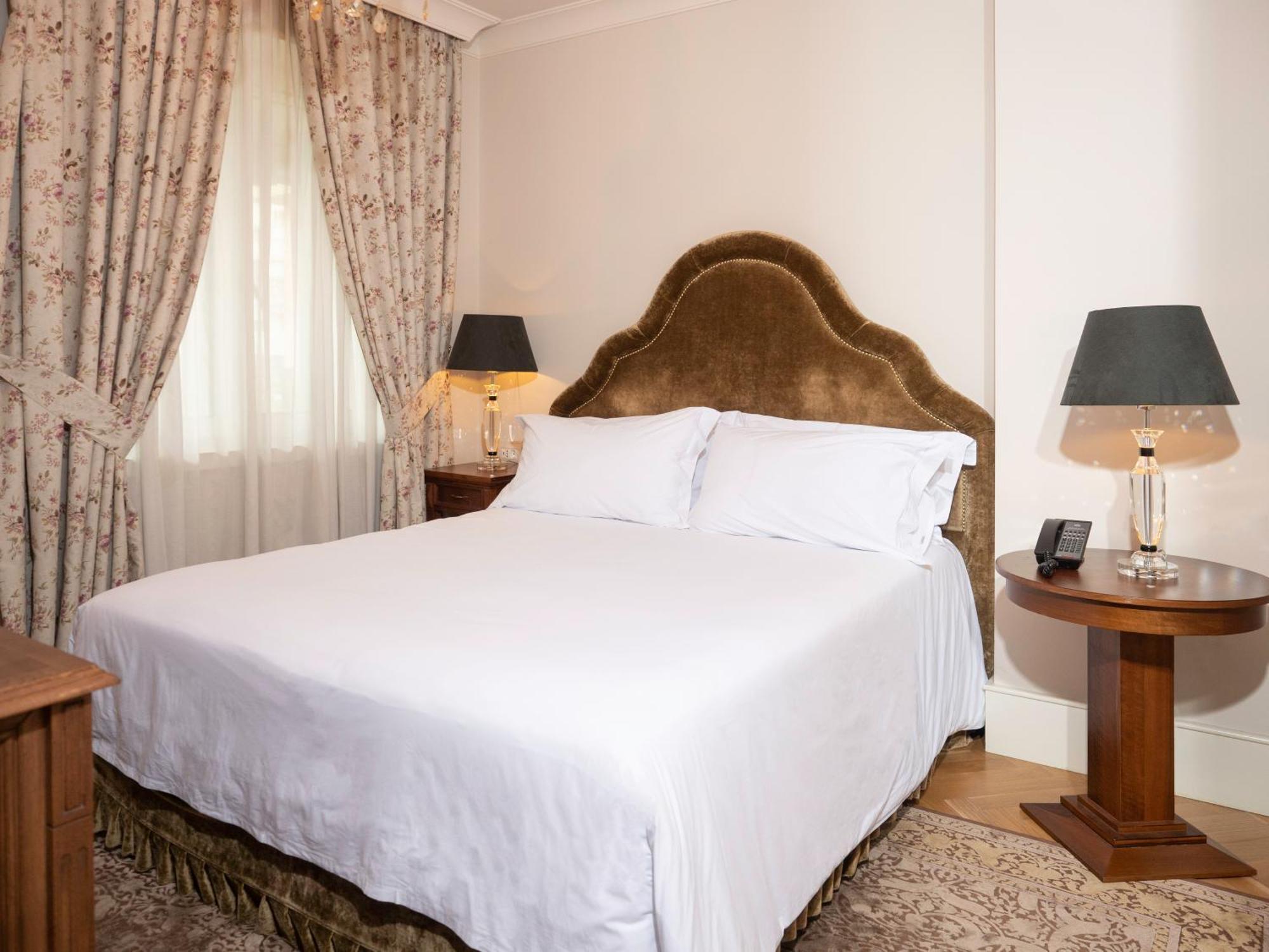 Ebel Boutique Hotel Τίρανα Εξωτερικό φωτογραφία